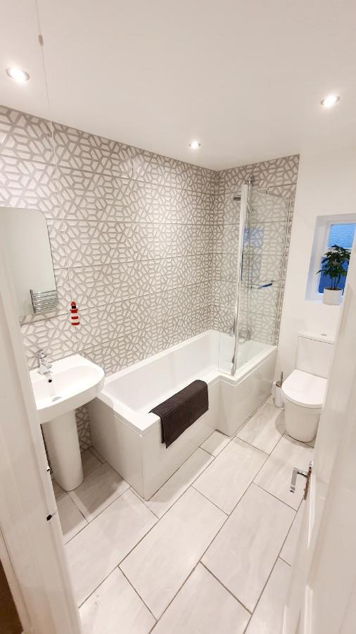 Lovely 2 Bedroom Period Garden Flat. London Eksteriør bilde